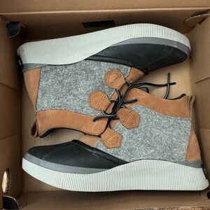 Sorel Gray and Brown Winter Boots